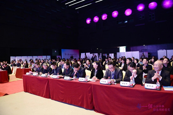 亚洲最大赌博网站荣誉 | 上海办公室高明月律师荣获律界公益大奖