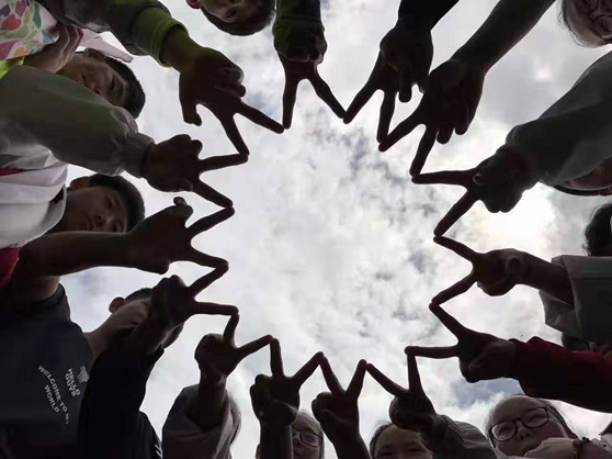 巍山一中2016届“赌博网站甘霖班”的历程