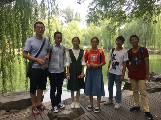 巍山一中2016届“赌博网站甘霖班”的历程