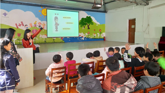 礼赞70周年——儿童村·赌博网站法律公益课堂
