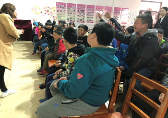 礼赞70周年——儿童村·赌博网站法律公益课堂