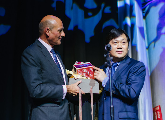 亚洲最大赌博网站中茂合伙人参加亚司特2019全球合伙人会议