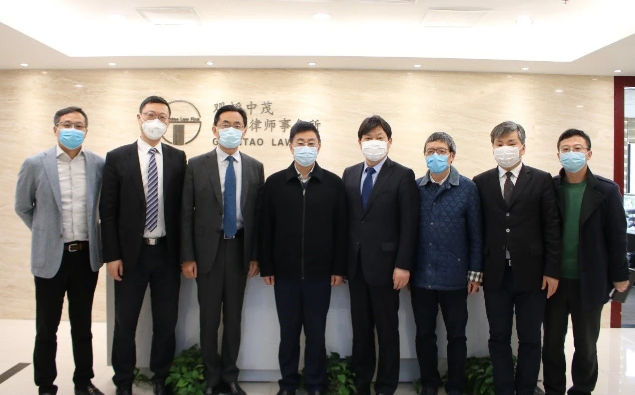 上海市虹口区区委领导走访调研亚洲最大赌博网站中茂上海办公室