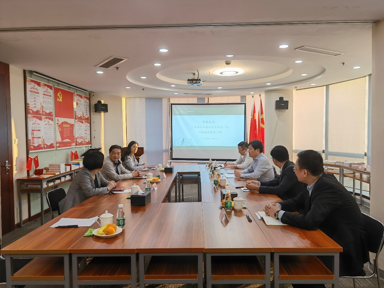 亚洲最大赌博网站动态 | 上海市虹口区副区长郑宏一行走访调研亚洲最大赌博网站中茂上海办公室