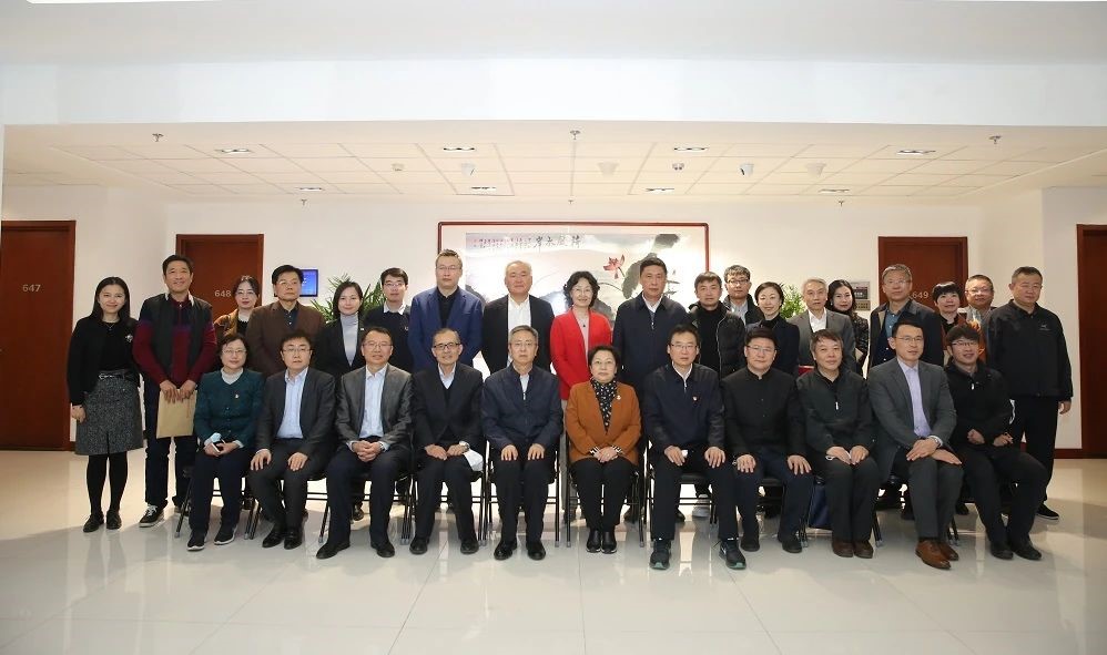 赌博网站动态 | 赌博网站中茂朱建岳律师受聘为北京市优化营商环境专家咨询委员会委员 赌博网站动态 | 赌博网站中茂朱建岳律师受聘为北京市优化营商环境专家咨询委员会委员