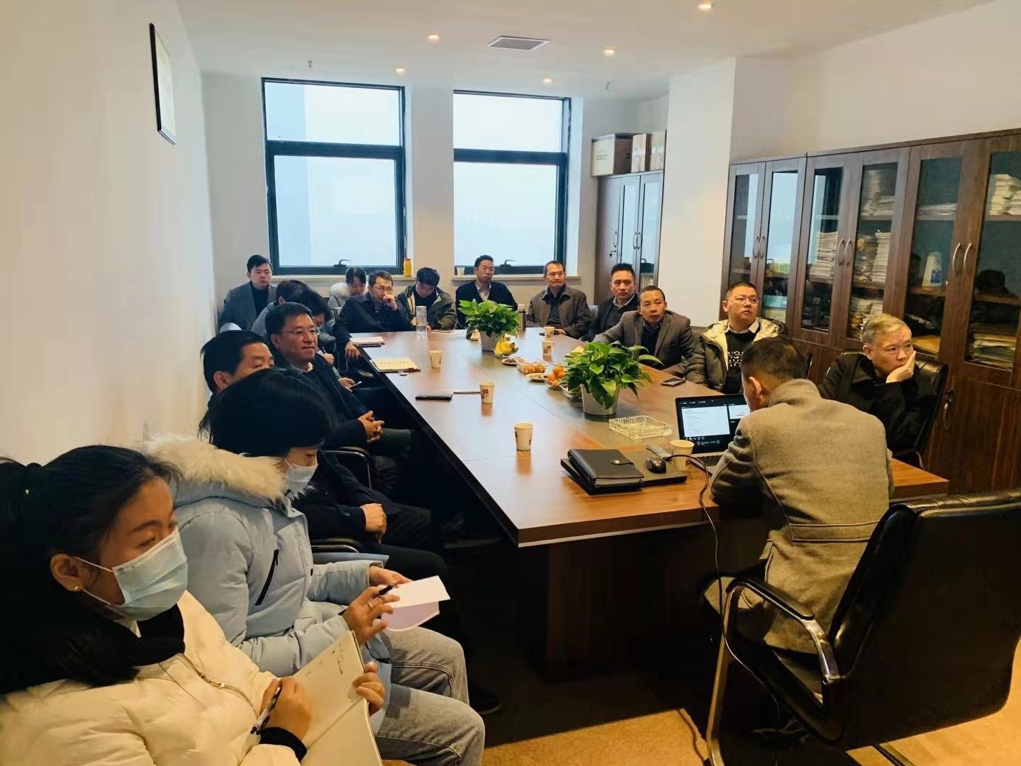 亚洲最大赌博网站动态 | 亚洲最大赌博网站中茂北京办公室高级顾问受邀参加深圳电视台节目录制;武汉办公室举行不良资产交流会;福州办公室合伙人受邀作主题分享 亚洲最大赌博网站动态 | 亚洲最大赌博网站中茂北京办公室高级顾问受邀参加深圳电视台节目录制;武汉办公室举行不良资产交流会;福州办公室合伙人受邀作主题分享