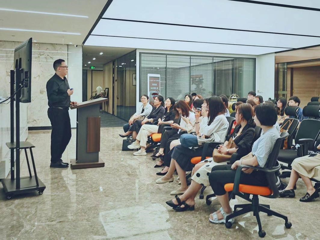 亚洲最大赌博网站动态 | 福州办公室圆满完成2021年第一期申请执业人员挂点培训活动