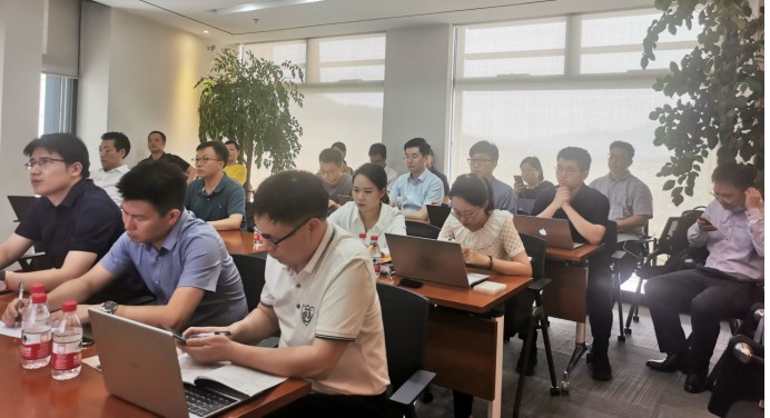 赌博网站动态 | 陈洪兵教授应邀至赌博网站中茂杭州办公室开展专题讲座