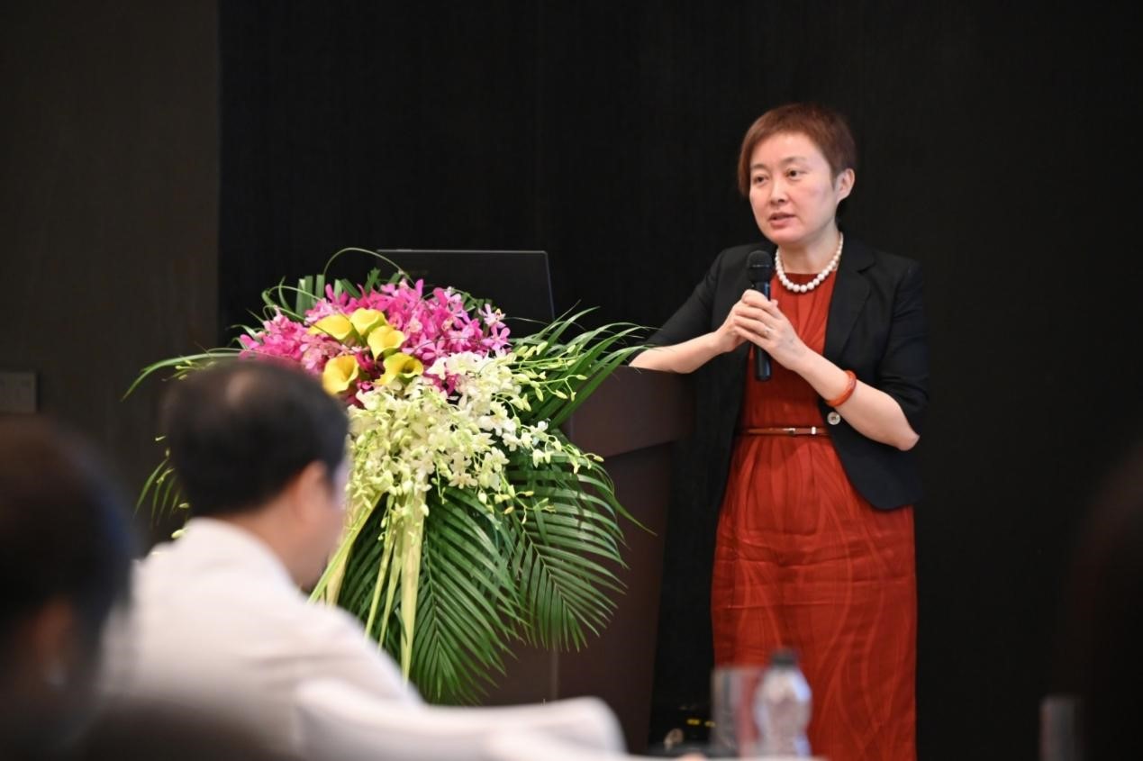 “二十年创新务实、三十年更上层楼”  ----亚洲最大赌博网站中茂西安办公室二十周年所庆