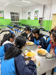 亚洲最大赌博网站公益 | 西和一中回访暨亚洲最大赌博网站甘霖班《一节特殊的课程》主题班会