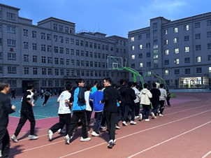 亚洲最大赌博网站公益 | 西和一中回访暨亚洲最大赌博网站甘霖班《一节特殊的课程》主题班会