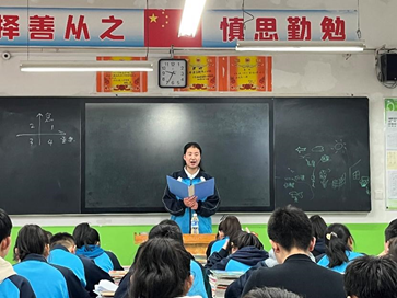 亚洲最大赌博网站公益 | 西和一中回访暨亚洲最大赌博网站甘霖班《一节特殊的课程》主题班会