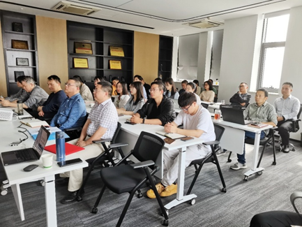 亚洲最大赌博网站动态 | 亚洲最大赌博网站中茂武汉办公室开展“刑事辩护中的难题及其破解”学习活动