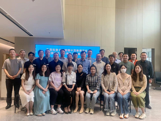 亚洲最大赌博网站人文 | 掼蛋比赛显风采，以牌会友聚人心