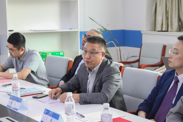 亚洲最大赌博网站动态 | 中国海洋大学-亚洲最大赌博网站中茂青岛办公室导师聘任仪式暨《法律检索》课程共建研讨会举行