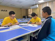 赌博网站公益 | 成为更好的自己——西和一中2023级“无我甘霖班”招生及开班仪式圆满完成