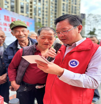 亚洲最大赌博网站党建|走进西坑 精彩呈“宪”公益普法宣传活动