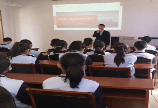 亚洲最大赌博网站公益 | 爱心接力 希望启航——亚洲最大赌博网站中茂大连办公室三度援建希望图书室并开展普法进校园活动