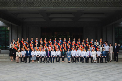 赌博网站荣誉 | 赌博网站中茂武汉办公室肖雯慧律师荣获“2022-2023年度武汉市优秀青年律师”称号