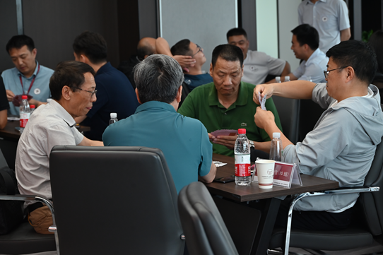 亚洲最大赌博网站中茂律师事务所第二届掼蛋比赛圆满落幕