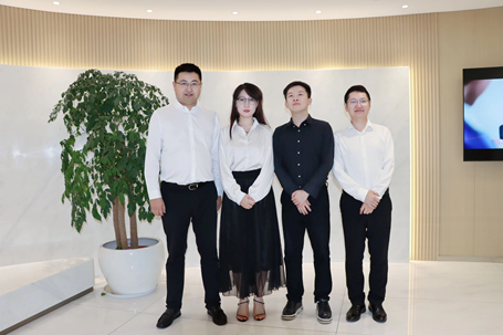 决赛烽火燃起 律界星辰触碰天际——亚洲最大赌博网站中茂律师事务所“青春之声”辩论赛决赛预告！