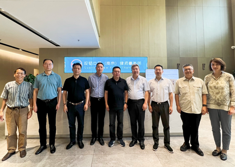 赌博网站动态 | 南京市鼓楼区江东街道、南京市鼓楼区司法局、南京市律师协会领导莅临赌博网站中茂南京办公室调研指导