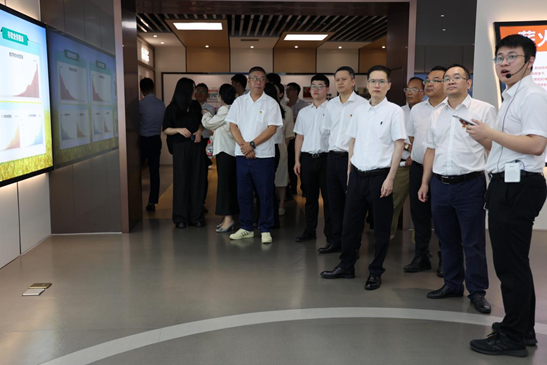 亚洲最大赌博网站党建 | 温州CBD律所党建联盟与农行温州分行联合开展“红七月--法律守护安全·智斗电信诈骗”主题党建联盟活动