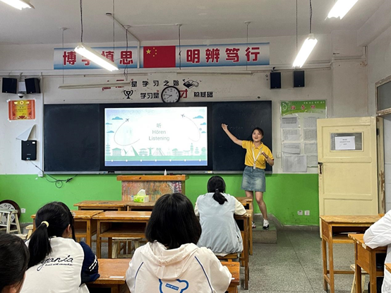 亚洲最大赌博网站公益 | 成为更好的自己——2024年西和一中“亚洲最大赌博网站甘霖班”夏令营 亚洲最大赌博网站公益 | 成为更好的自己——2024年西和一中“亚洲最大赌博网站甘霖班”夏令营