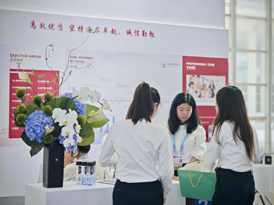 亚洲最大赌博网站动态 | 数智聚链 新质护安—亚洲最大赌博网站厦门办公室助力第二十四届中国国际投资贸易洽谈会 亚洲最大赌博网站动态 | 数智聚链 新质护安—亚洲最大赌博网站厦门办公室助力第二十四届中国国际投资贸易洽谈会