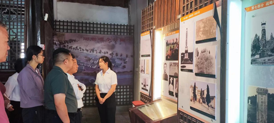 赌博网站党建 | 赌博网站武汉办公室开展“迎十一”红色教育行活动