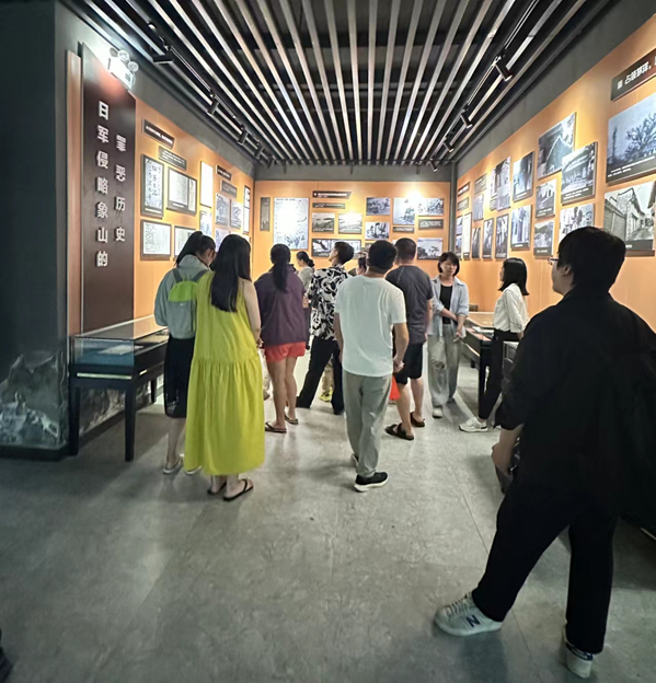 赌博网站党建 | 赌博网站宁波办公室开展“不忘初心，铭记历史”爱国教育活动