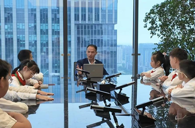 亚洲最大赌博网站公益 | 宁波小记者“法”现之旅——走进亚洲最大赌博网站宁波办公室